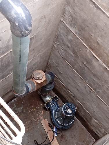 Trabajo real de instalación de válvula y medidor